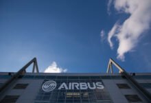 أرباح-إيرباص-السنوية-تقفز-23%-لكنها-تخفض-مستهدفات-الإنتاج