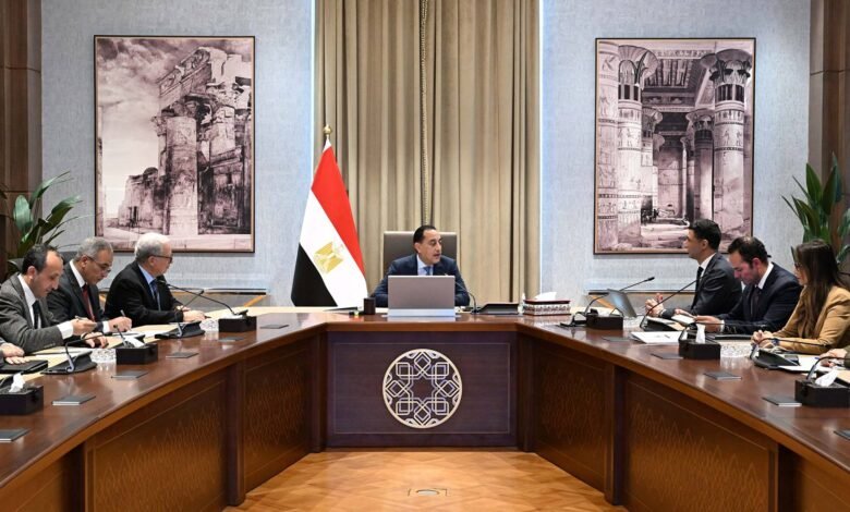 رئيس-الوزراء-يلتقى-وزير-الصناعة-لاستعراض-رؤية-عمل-الوزارة-فى-المرحلة-المقبلة