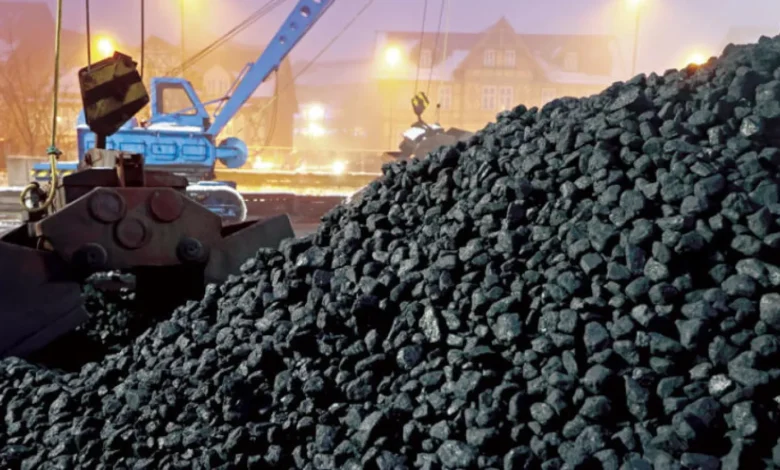 أسعار-الفحم-تقفز-مع-سعي-شركات-الطاقة-لتأمين-بدائل-للغاز-الطبيعي