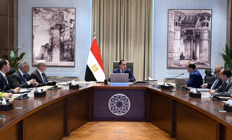 رئيس-الوزراء-يستعرض-التقديرات-الأولية-لمشروع-موازنة-العام-المالى-2027/2026