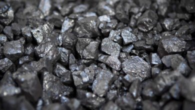 خام-الحديد-يتراجع-بعد-تحركات-صينية-لتخفيف-قيود-الإمدادات