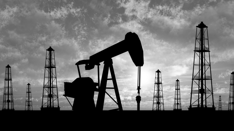 خام-برنت-يقترب-من-مستوى-105-دولارات.-والخام-الأمريكي-يقفز-بأكثر-من-5%