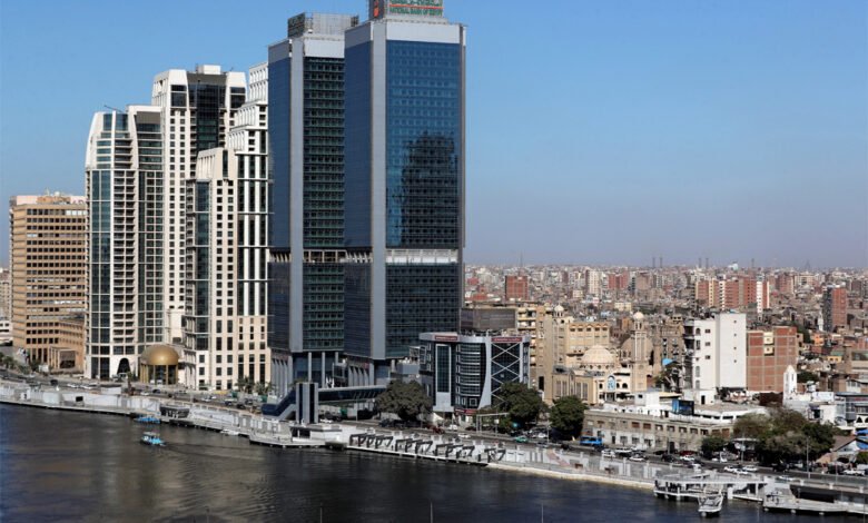 غدًا.-عودة-البنوك-والبورصة-المصرية-للعمل-في-مواعيدها-الطبيعية