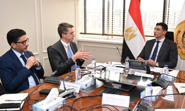 الحكومة-تبحث-دعم-البنك-الدولي-و”ifc”-للمشروعات-الصناعية-في-مصر