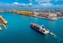 “المالية”-و”الاستثمار”:-استمرار-عمل-الموانئ-والمنافذ-الجمركية-طوال-أيام-الأسبوع