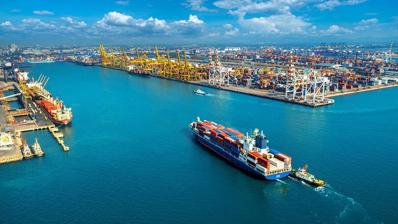 “المالية”-و”الاستثمار”:-استمرار-عمل-الموانئ-والمنافذ-الجمركية-طوال-أيام-الأسبوع