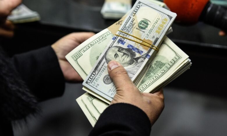 15.6%-نمواً-في-تحويلات-المصريين-بالخارج-خلال-يونيو-الماضي