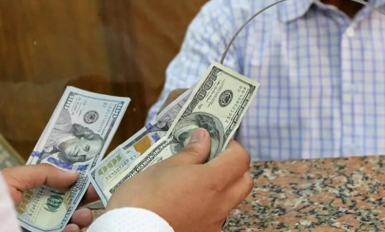 سعر-الدولار-في-مصر-اليوم-الاثنين-14/9/2026.-قرب-52-جنيهًا-بالختام