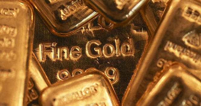الذهب-يغلق-مرتفعًا-1.5%-مع-تراجع-الدولار-وعوائد-السندات-الأمريكية
